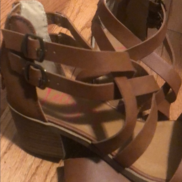 New without box Jellypop strappy heels - Picture 3 of 6